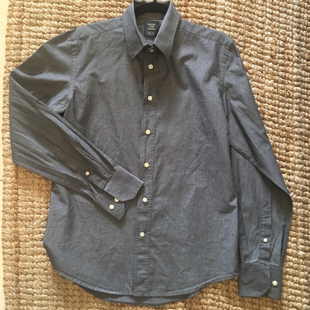☀️4/$20 Long Sleeve Shirt Gray Size M